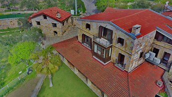 The Mira House