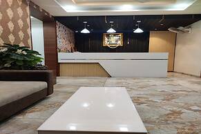 Hotel R R One