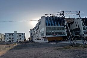 Hotel R R One