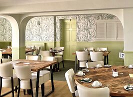 Ashton Court Hotel