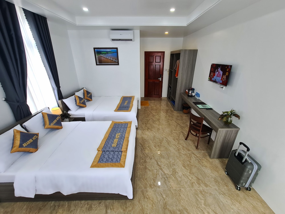 Seaside Hotel