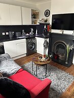 Inviting 1-bed Unit in Watford