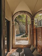 Hotel Palau Fugit