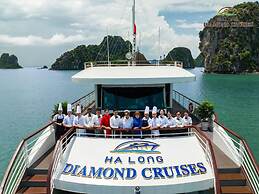 Halong Diamond Cruises