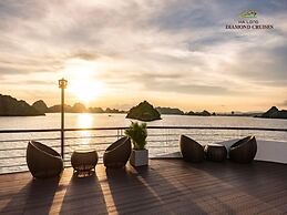 Halong Diamond Cruises