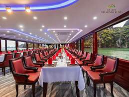 Halong Diamond Cruises