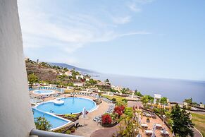 Coral La Quinta Park Suites
