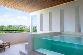 Imox Penthouse