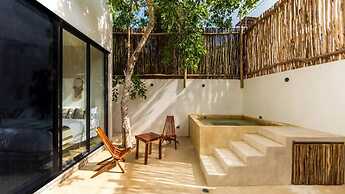 Casa Macarena 3-BR