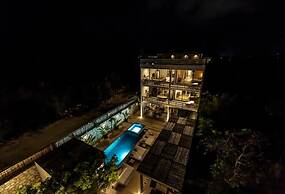 Casa Macarena 3-BR