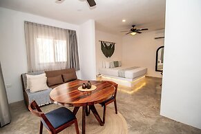 HAU Holbox Beach Front