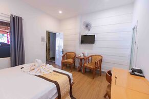 Cherry Luxury Hotel