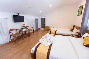 Cherry Luxury Hotel