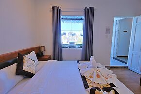 Cherry Luxury Hotel