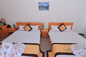 Cherry Luxury Hotel