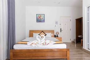 Cherry Luxury Hotel