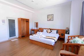 Cherry Luxury Hotel
