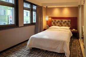 Rich & Free Hotel Kaifeng
