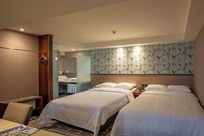 Rich & Free Hotel Kaifeng