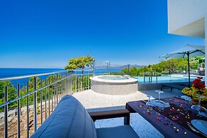 Villa Bianca With Sea View