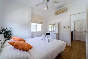 3 Bed Pool Villa in Great Location - STV