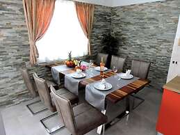 Luxury Beachfront Apartment, Sea Pearl