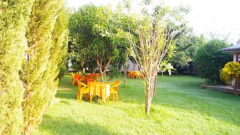 Distinction Gardens