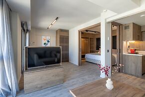 507 ATHENS