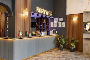 Loyal City Hotel