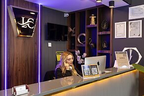Loyal City Hotel