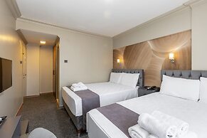 Loyal City Hotel