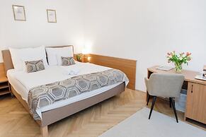 Hotel Anna Villa