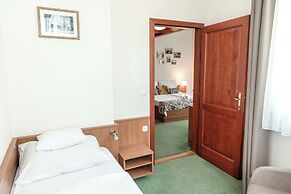 Hotel Anna Villa