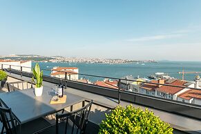 Ando Living Taksim House