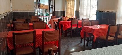 Richy Hotels and Safaris