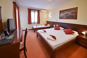 Hotel Dolce Vita