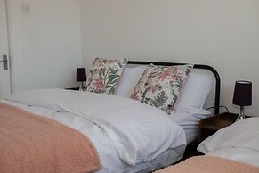 Renfrew House