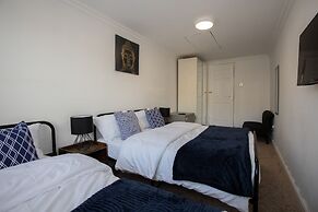 Renfrew House