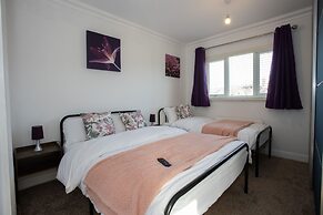 Renfrew House