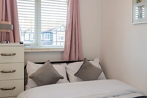 Renfrew House