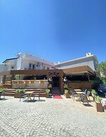 Cat Kapi Alacati