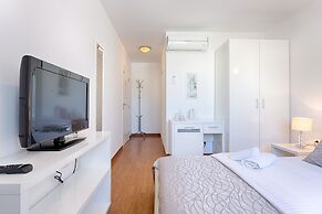 Adriatic Queen Residence
