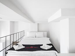 The Red Tent Urban Suites