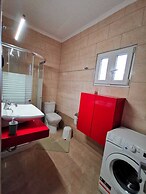Antonela Sunshine Apartment by CorfuEscapes