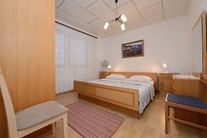 Spacious Holiday House Domenico