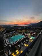 Royal Blue Resort & Residence