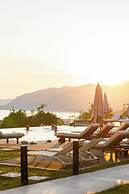 Royal Blue Resort & Residence