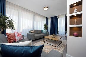 Royal Blue Resort & Residence