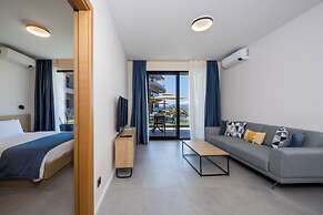 Royal Blue Resort & Residence