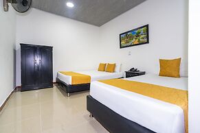 Hotel Midas